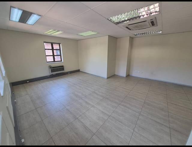 60M² OFFICE TO LET IN RIVONIA
